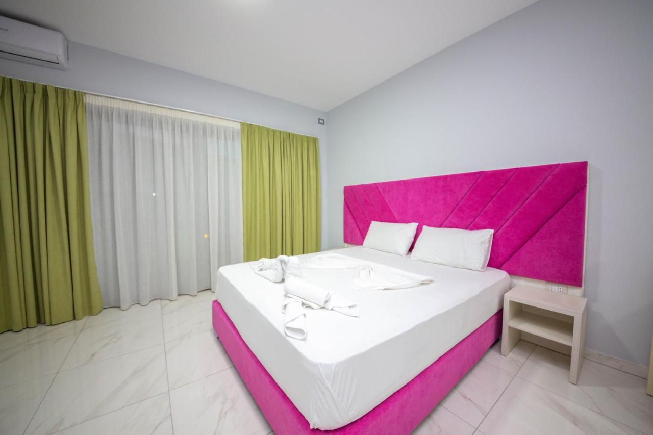 Mamma'S Apartments Sarandë Eksteriør bilde
